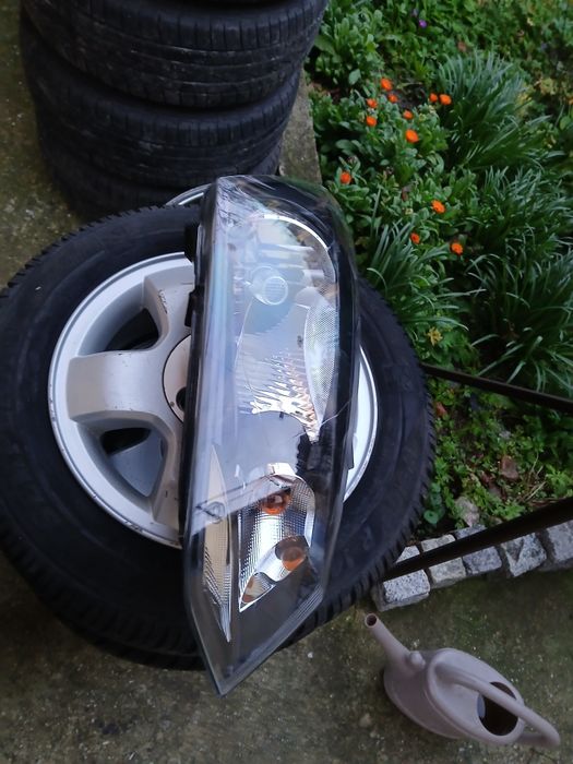 Оригинални фарове за vw polo.5- 6R.2009-2014-година.