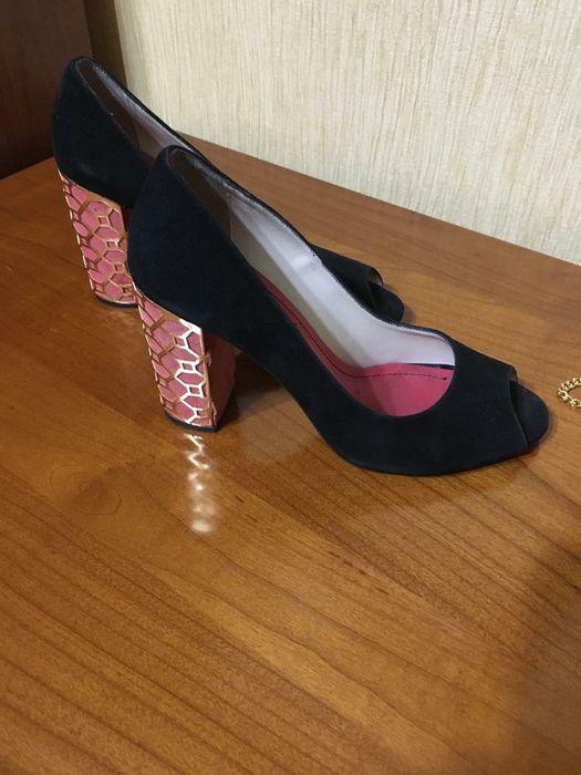 Туфли Италия замша .