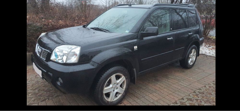 Продават се само на части 2 броя NISSAN X-TRAIL 2.2d 2.0i