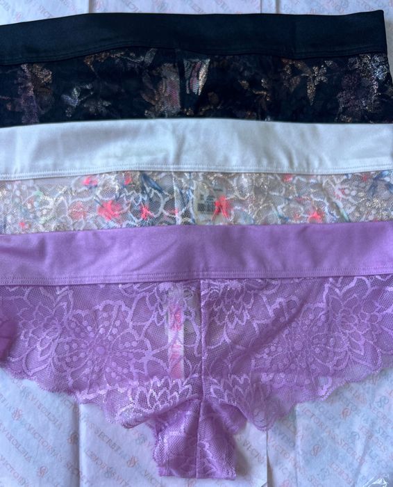 3 бр €25 ДО ИЗЧЕРПВАНЕ  ОРИГИНАЛНО бельо Victoria’s Secret