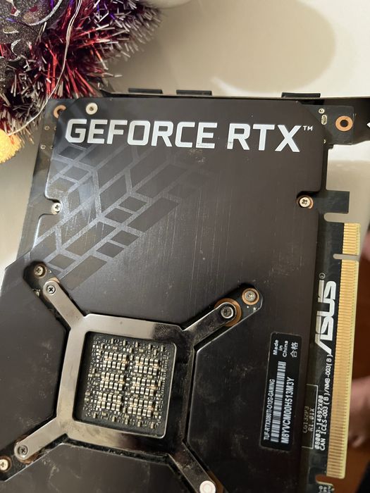 Vand placa video asus tuf 3080TI 12 Gb lovita