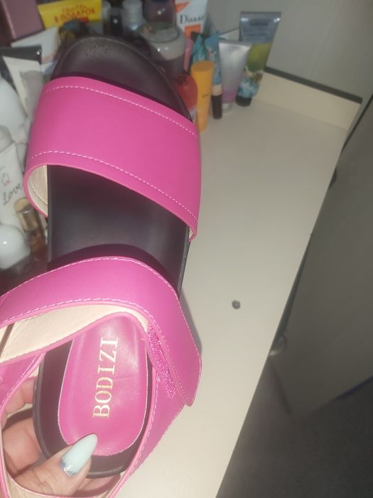 Продам обувь 39,40 размеры