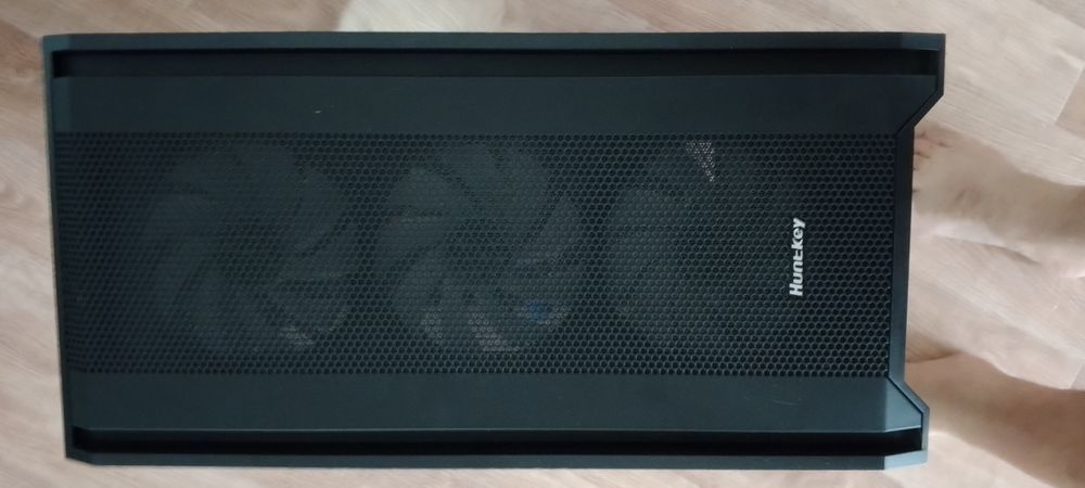 Продам корпус для пк хунткеу