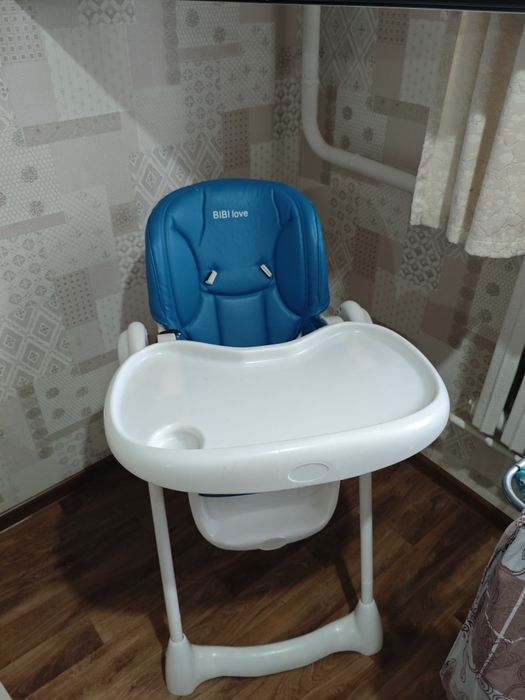 Детский стол для кормления