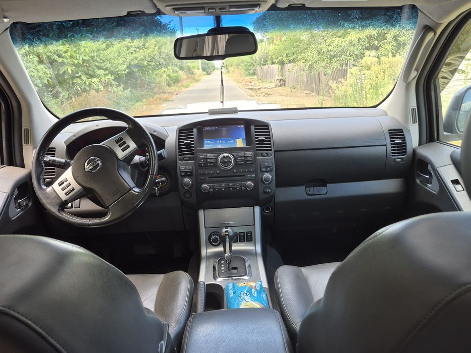 Nissan Navara  motor 3l V6