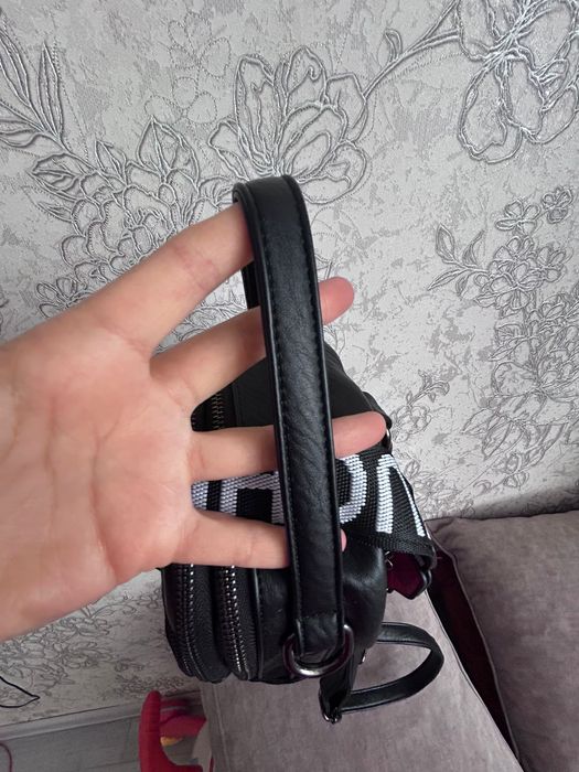 Срочно!!!  продам мини рюкзак сумку на лето