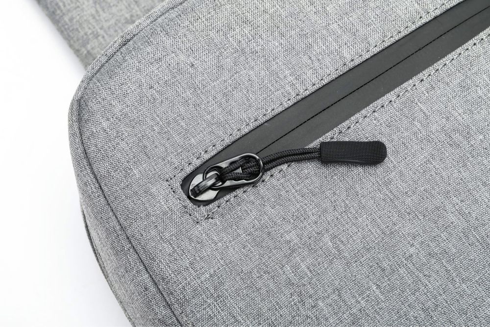 Мъжка сива чантичка