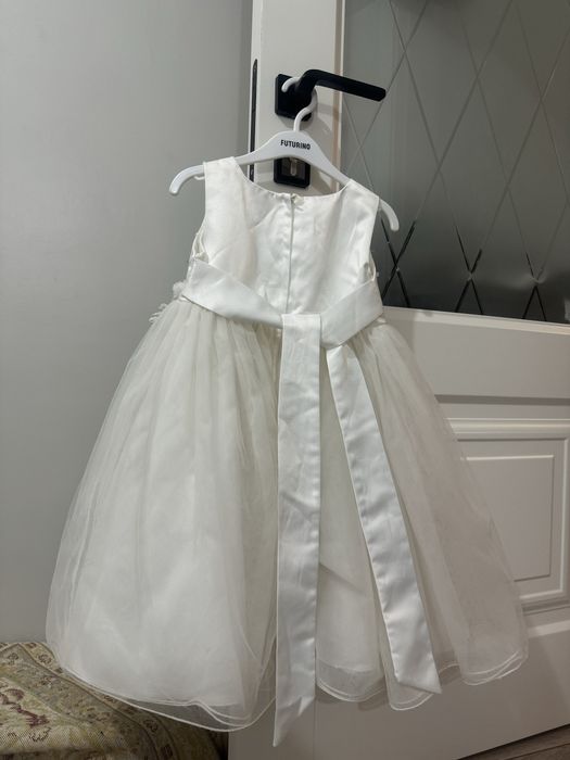 Нарядное пышное детское платье