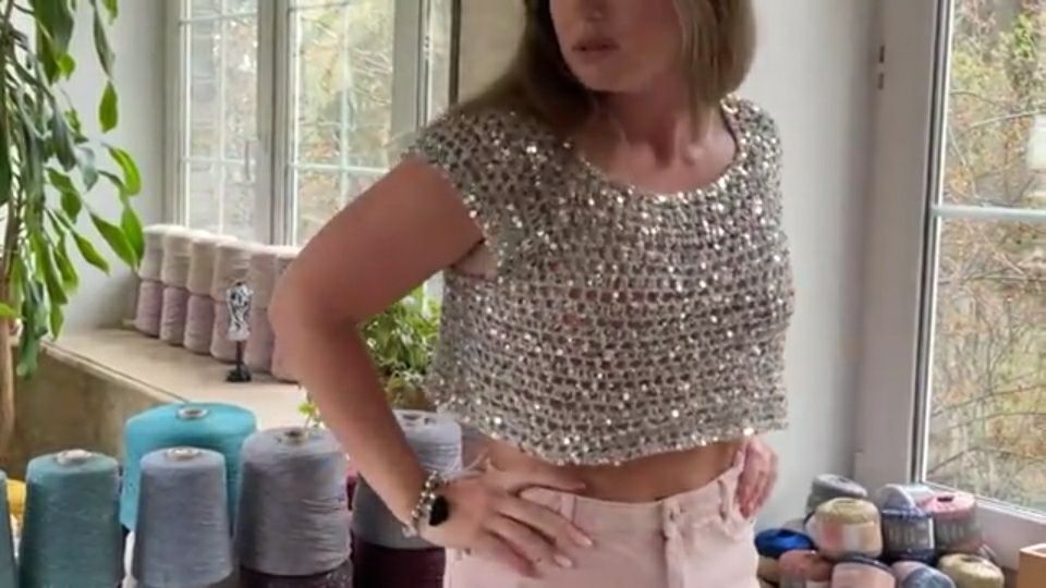 продам нитки вязальные