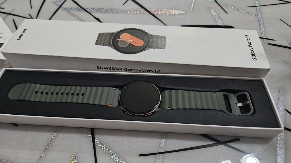 Samsung - watch 7