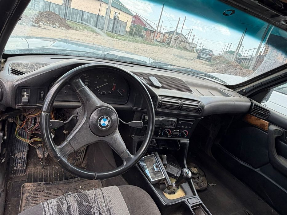 БМВ 525 Е34 авто