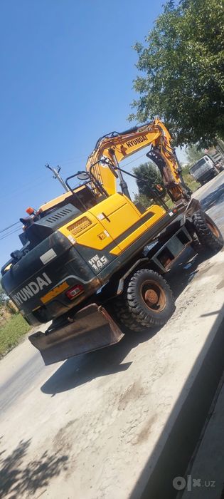 Ekskvator Hyundai sotiladi, 2018 yil xolati yaxshi, ishga tayyor.