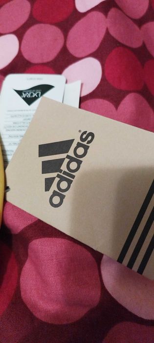 Costum de baie intreg cu spatele decupat, verde si galben de la: Adidas. Nou, cu eticheta!