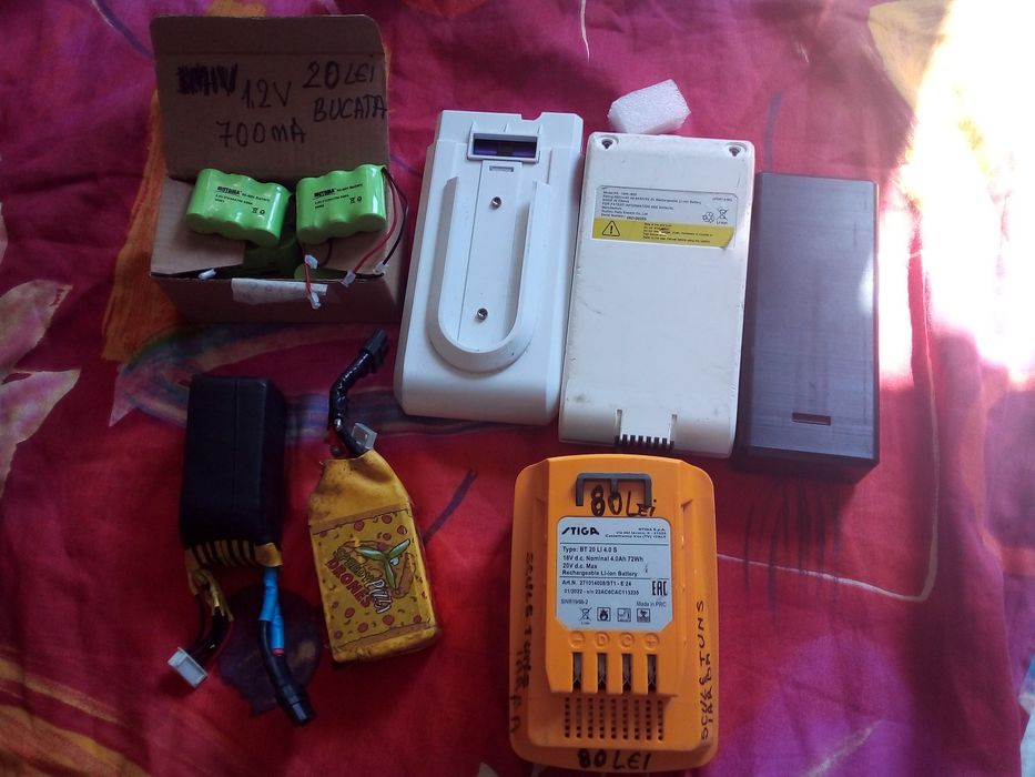 Acumulatori  pt aspirator, drona, 22, 2 V si 1200 mA, etc