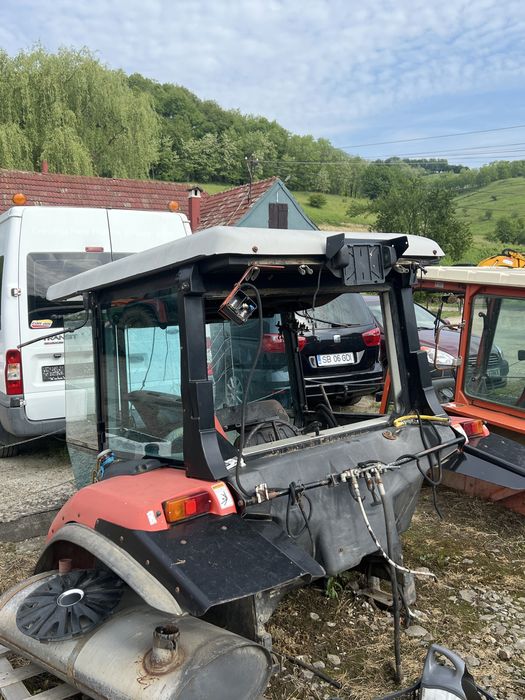 Cabina tractor Massey Ferguson 9240 — poza 2