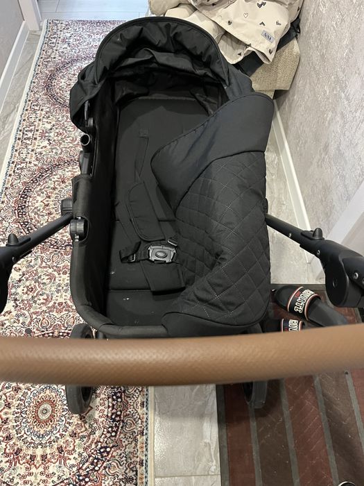 Продам коляску 2в1