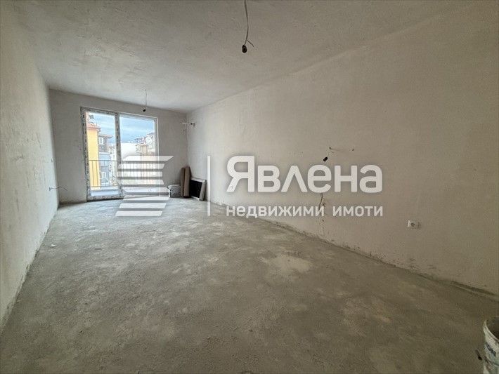 Продава се Двустаен апартамент в Несебър - 70 кв.м за 1258 €/кв.м - Снимка #2