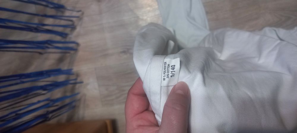 Разгрузка вещей.