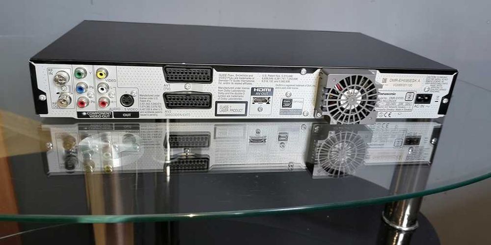 Panasonic DVD & HDD recorder cu Dvb-c FREEVIEW