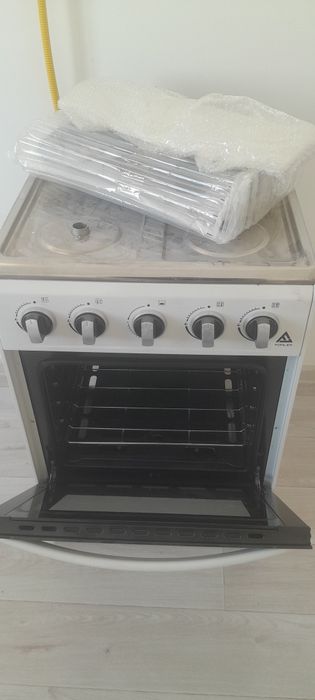 Продаю новую газплиту