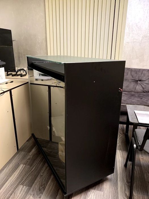 Шкаф Витрина с подсветкой