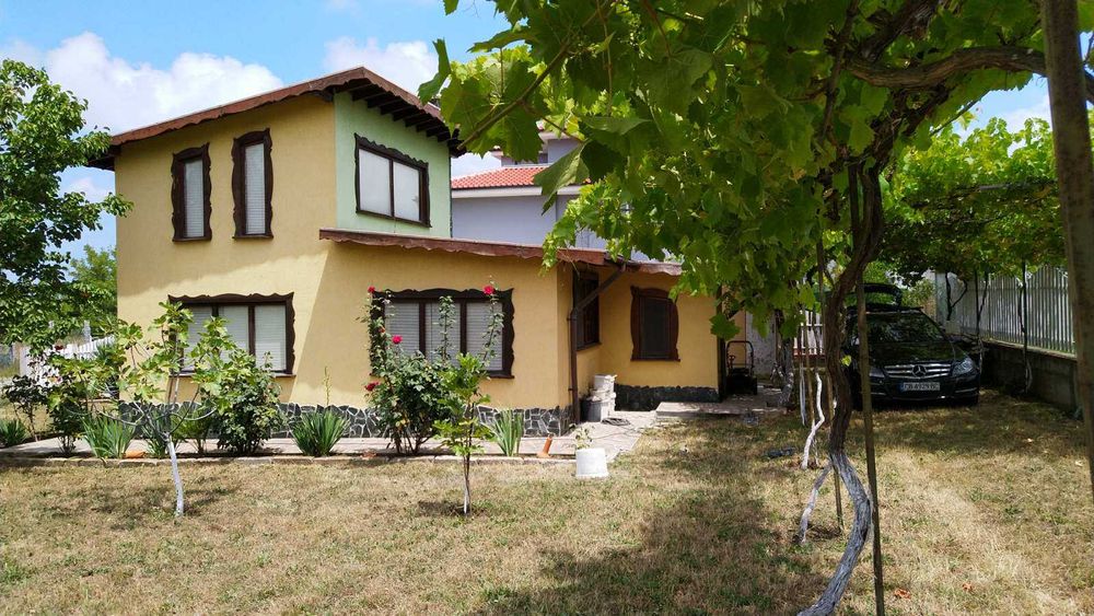 Продава се Къща в София, 7-ми 11-ти километър - 100 кв.м за 1122 €/кв.м - Снимка #1