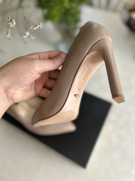 Туфли женские DAGEM