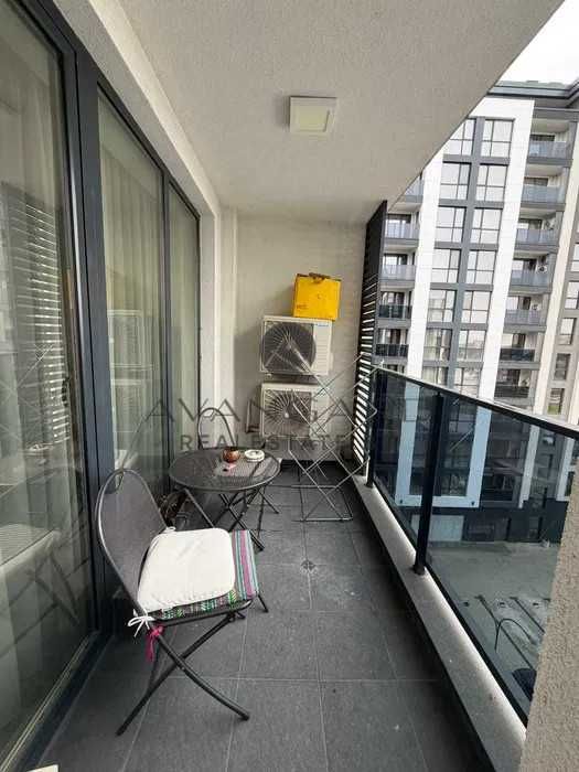 Продава се Двустаен апартамент в Пловдив, Център - 79 кв.м за 1534 €/кв.м - Снимка #8