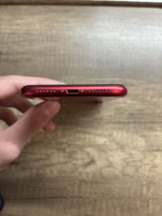 Iphone 11 128gb 100% капацитет на батерията