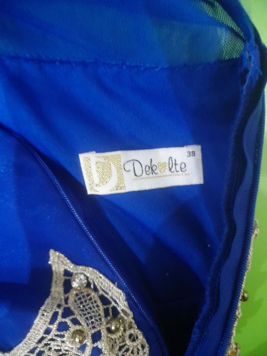 Красивое вечерное платье