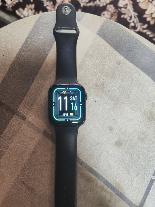 Смарт часы в хорошем состоянии