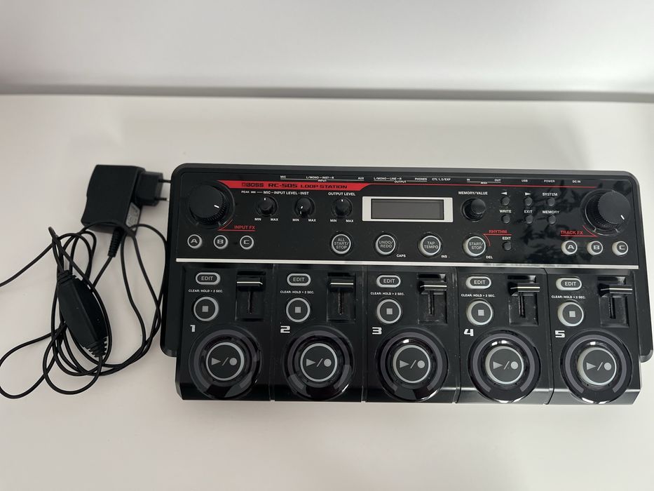 Loopstation Boss RC-505 MK1 + Cablu