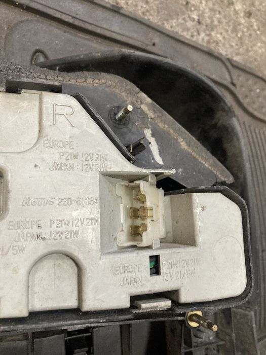Mazda 121 bubble десен стоп