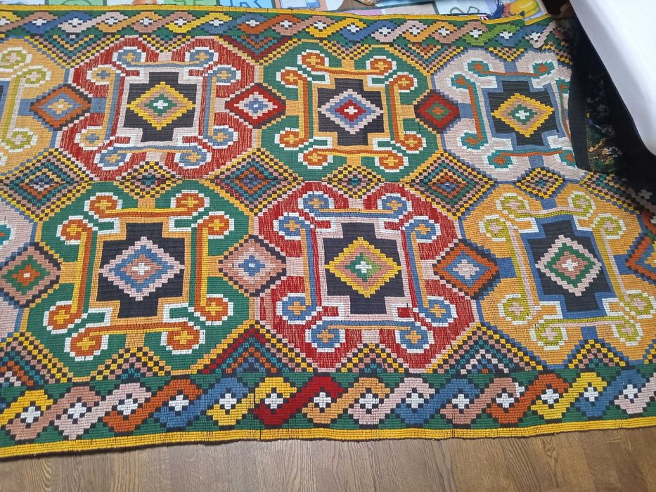 Macat vechi țesut manual ,Piesă autentică anii ’60–’70 Culori vii RAR