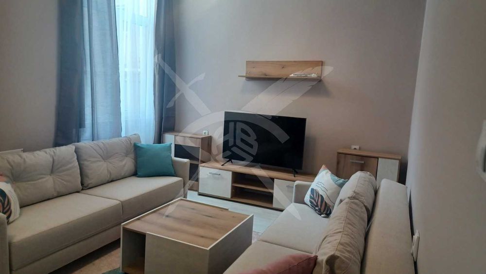 Дава се под наем къща в Център! 11339231