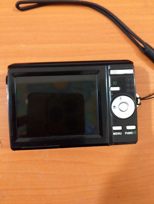 Цифровой фотоаппарат Practica DCZ 12.1