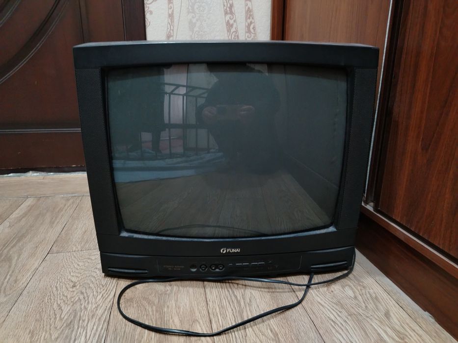 Televizor Funai Yaponiya