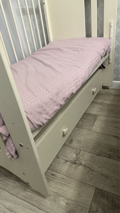 Продам детский манеж кровать