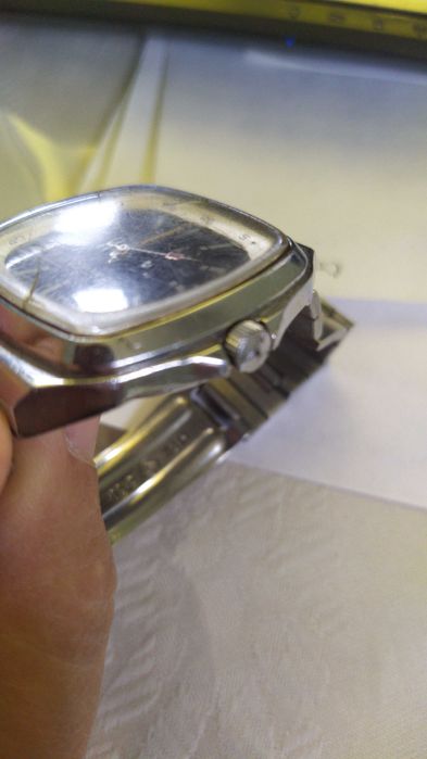 Часы ручные мужские