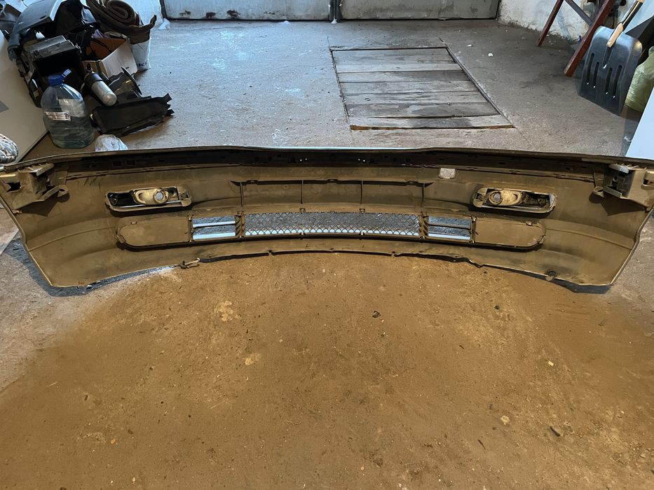 Оригинальный Бампер BMW E46.