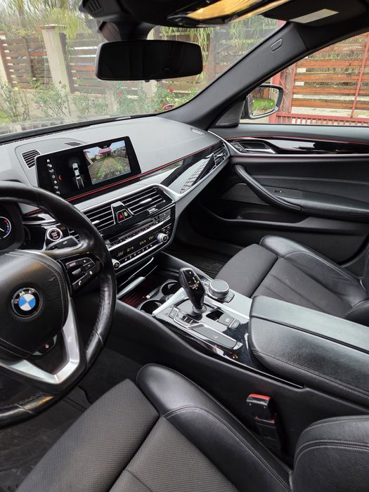 BMW SERIA 5  G30 520D 190 CP