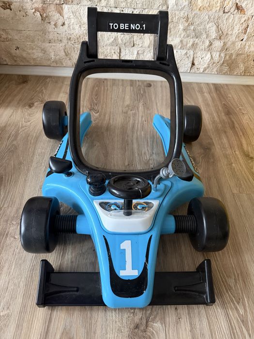 Йокър състезателна кола