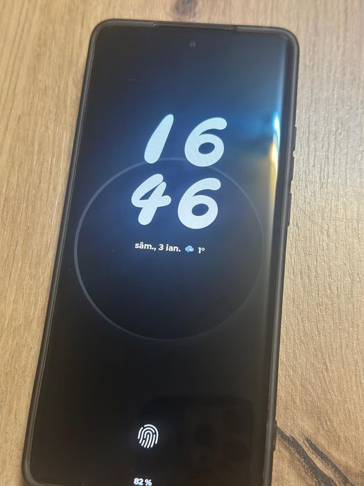 Vând/schimb Motorola edge 40