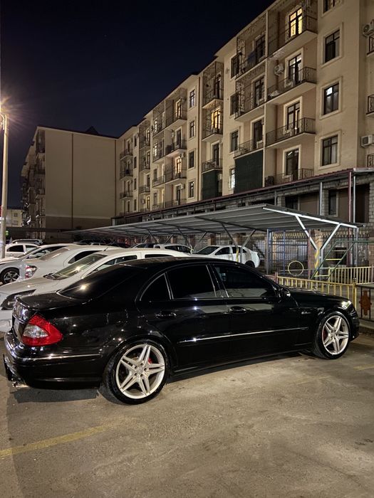 Mercedes benz w211