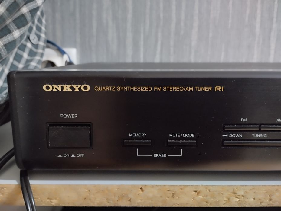 Тюнер Т 4830 FM диапазон