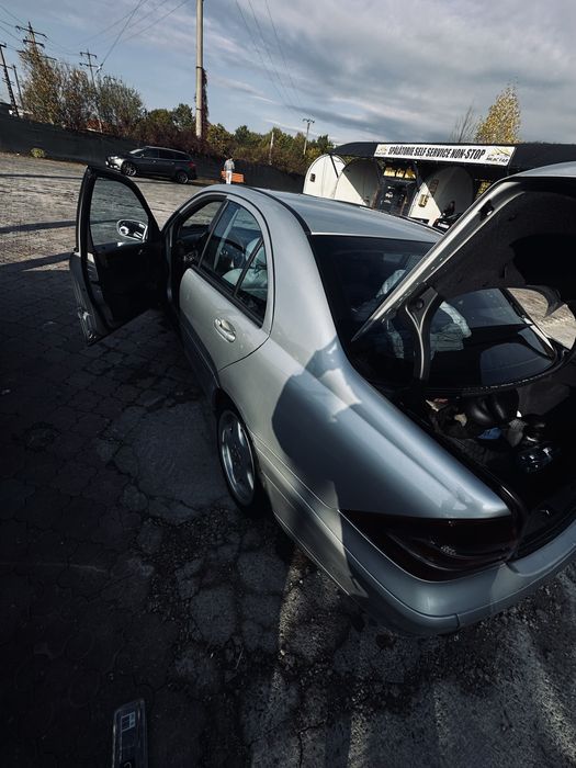 MERCEDES-BENZ C-Class 2001 — imagine 3