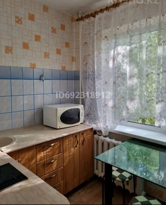 1 комн. Н . Назарбаева 61