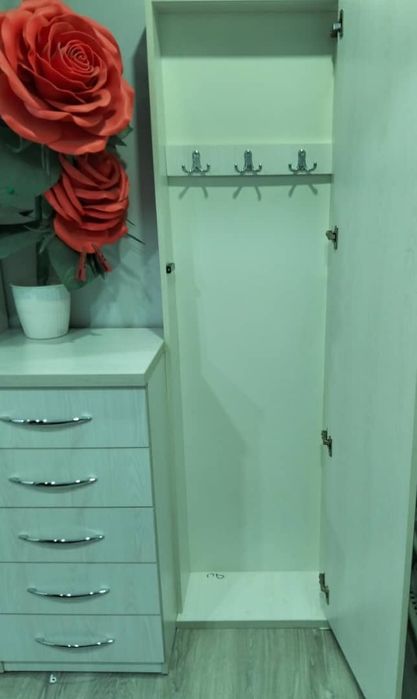 Мебель для прихожей срочно продается