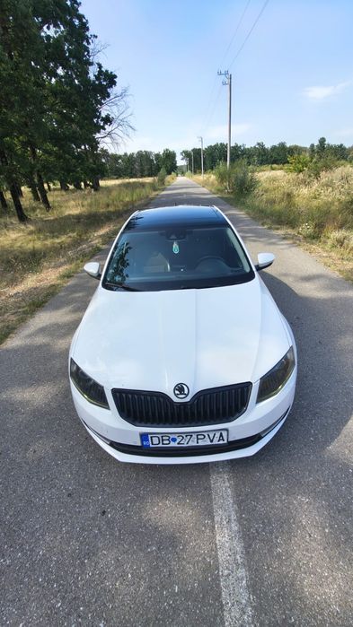 Vând mașină Skoda Octavia 2013