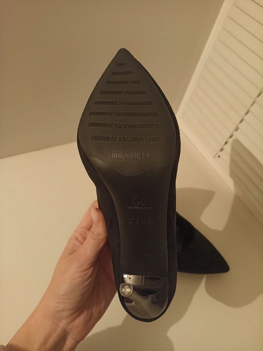 Туфли на шпильке